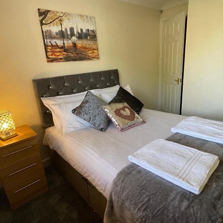 The Regency Entire 1 Bedroom Flat Accomodation Leicester Esterno foto
