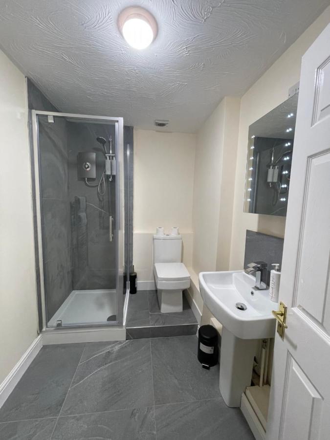 The Regency Entire 1 Bedroom Flat Accomodation Leicester Esterno foto